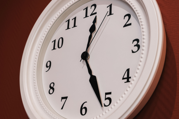 Кабинет №3 - бордовый с 2-мя креслами