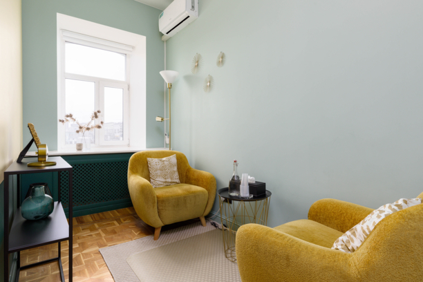 Кабинет №12 два кресла