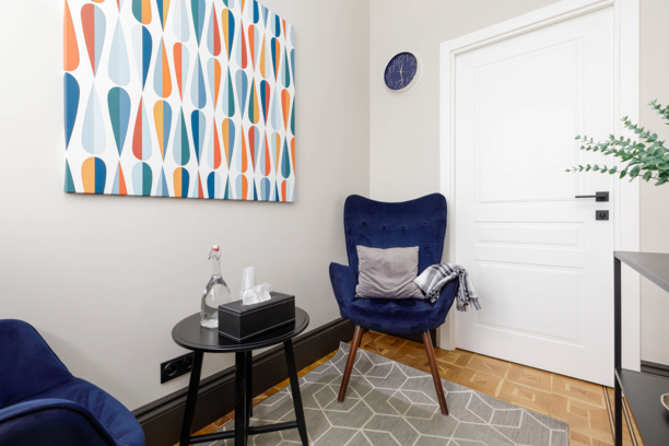 Кабинет №13 два кресла