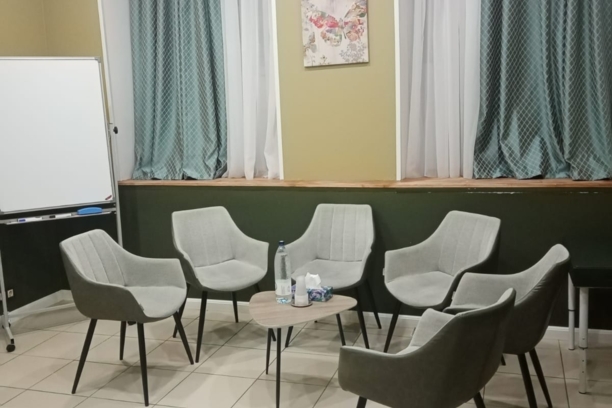 Кабинет №2 зал для групп и тренингов