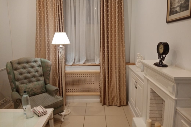 Кабинет №1 с диваном